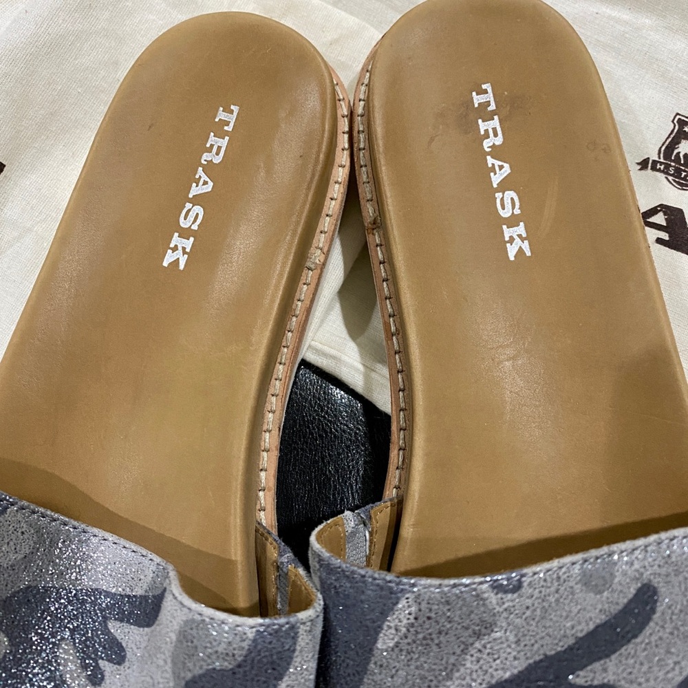 Trask Metallic Sherry Camo Slide, size 11, includes 2 dust bags! - Picture 7 of 12